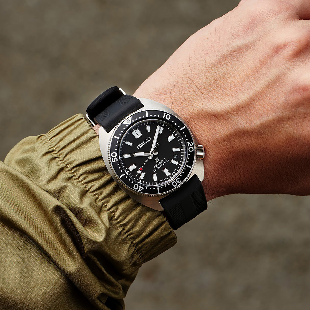 SEIKO LUXE PROSPEX AUTOMATIC DIVER'S WATCH SPB317