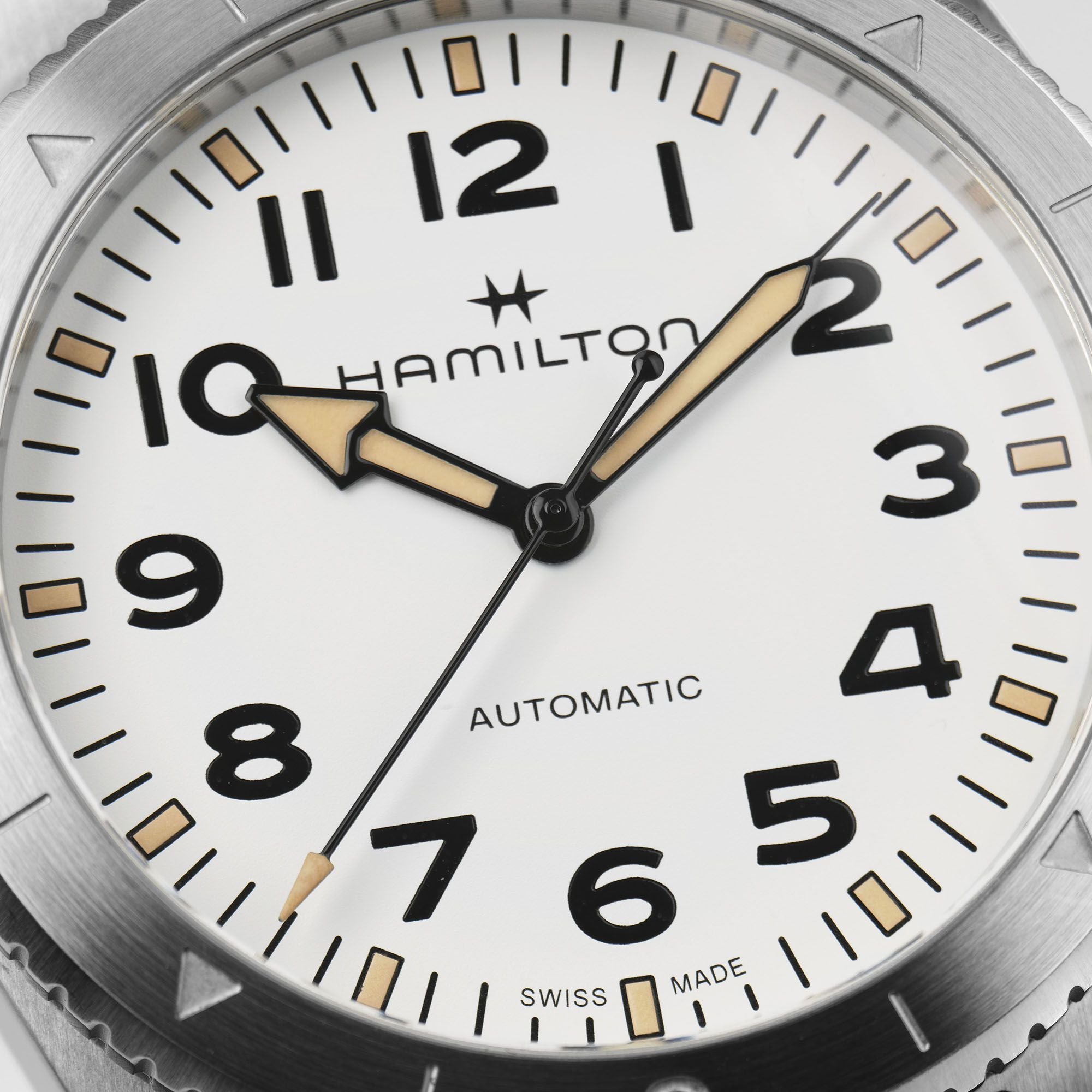 Khaki Field Expedition Auto H70315110