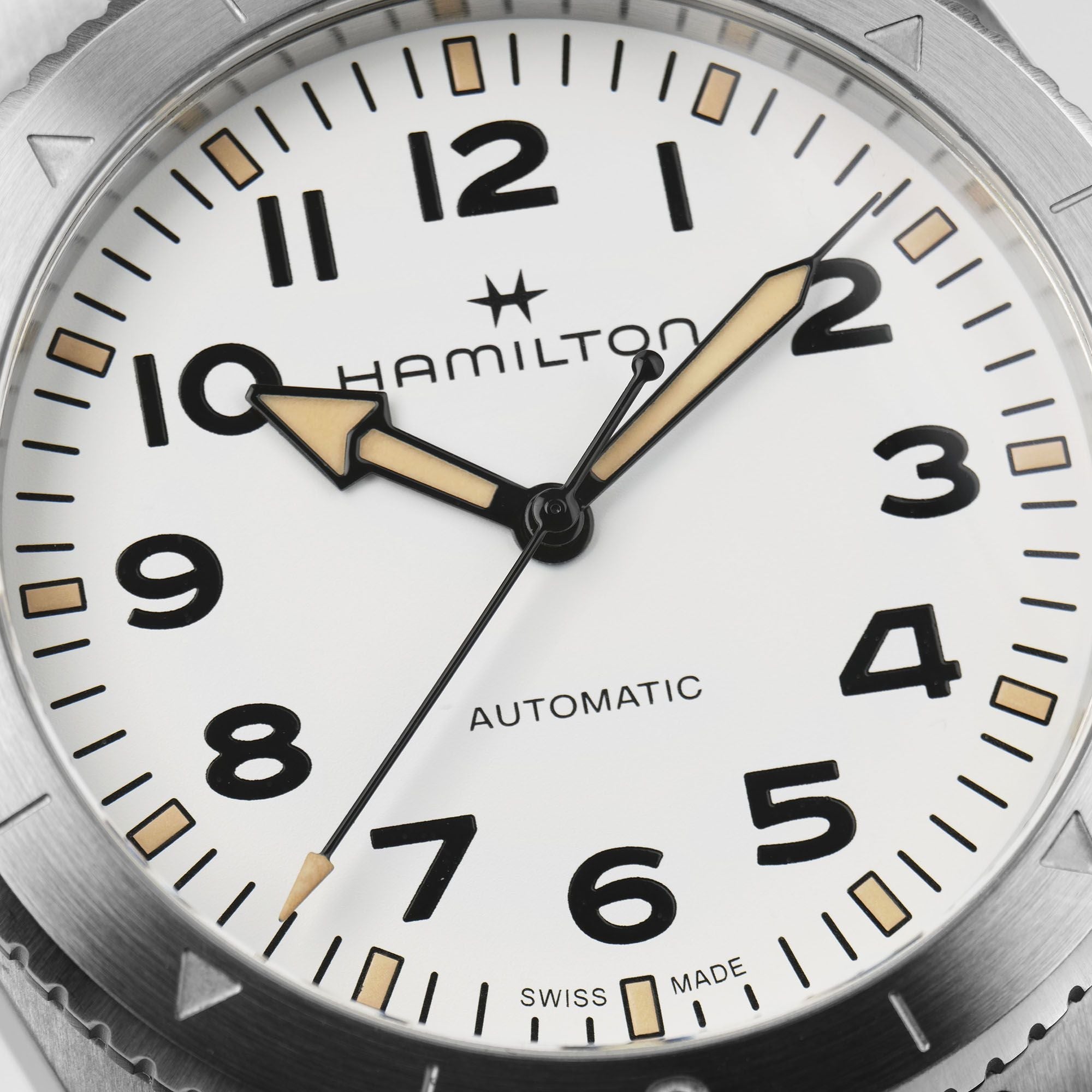 Khaki Field Expedition Auto H70315110