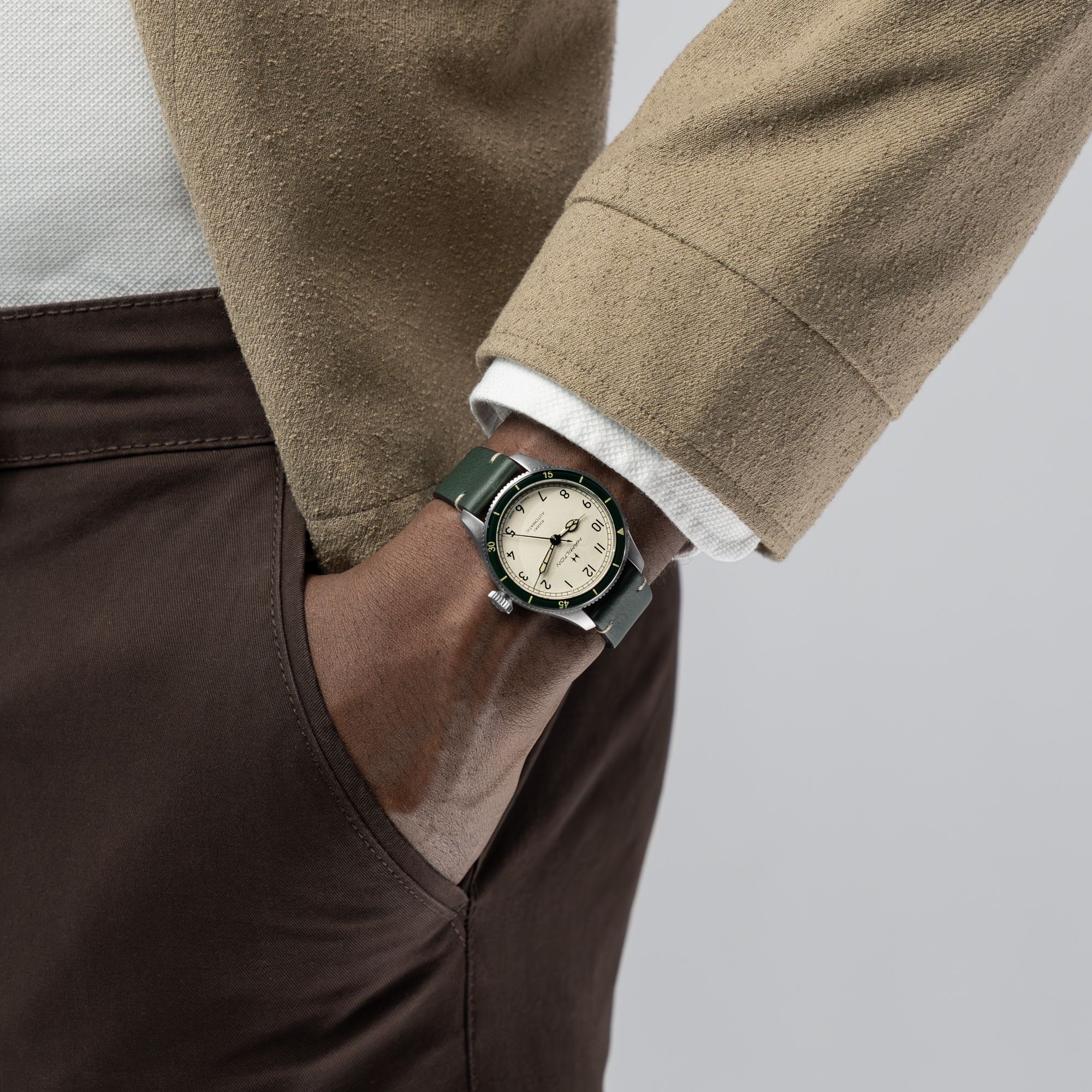 hamilton-khaki-aviation-pilot-pioneer-38mm-h76255810