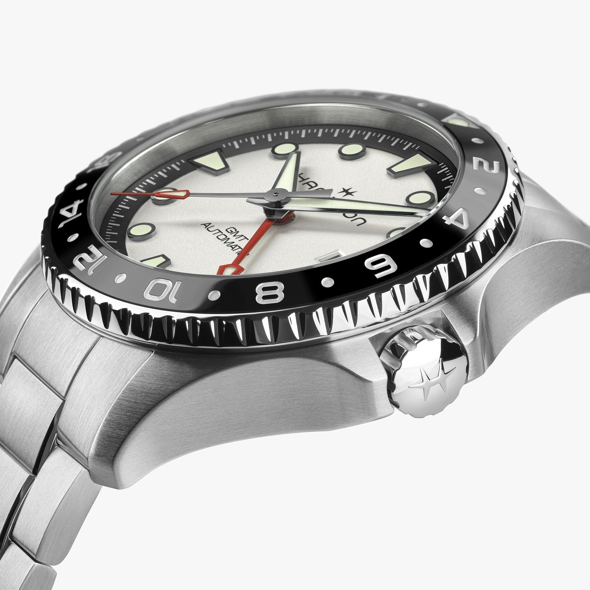 Khaki Navy Scuba Automatic Gmt 43Mm H82555150