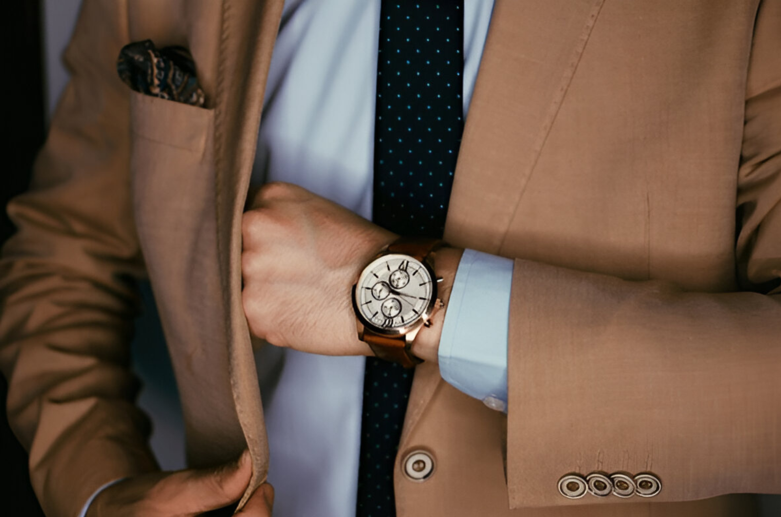 11 Best Luxury Watches for Men: Timeless Elegance