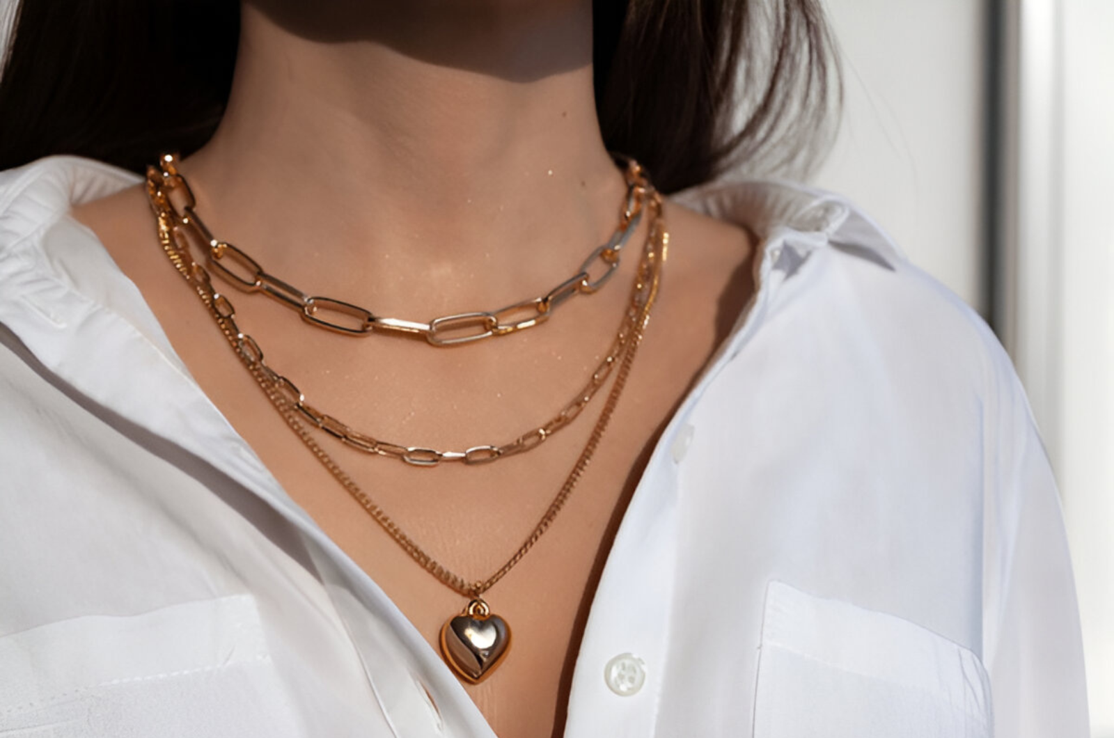 A Simple Guide to the Most Popular Necklace Chain Styles