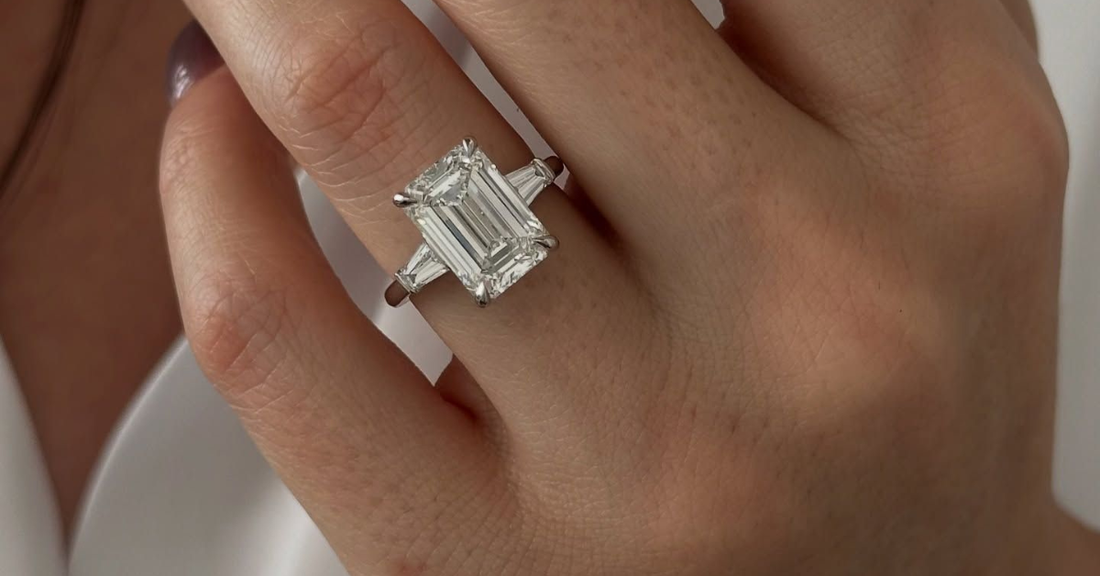 Emerald Engagement Rings: A Bold Alternative to Traditional Rings