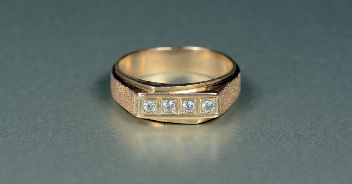 Top 7 Trending Mens Gold Rings That Define Modern Luxury
