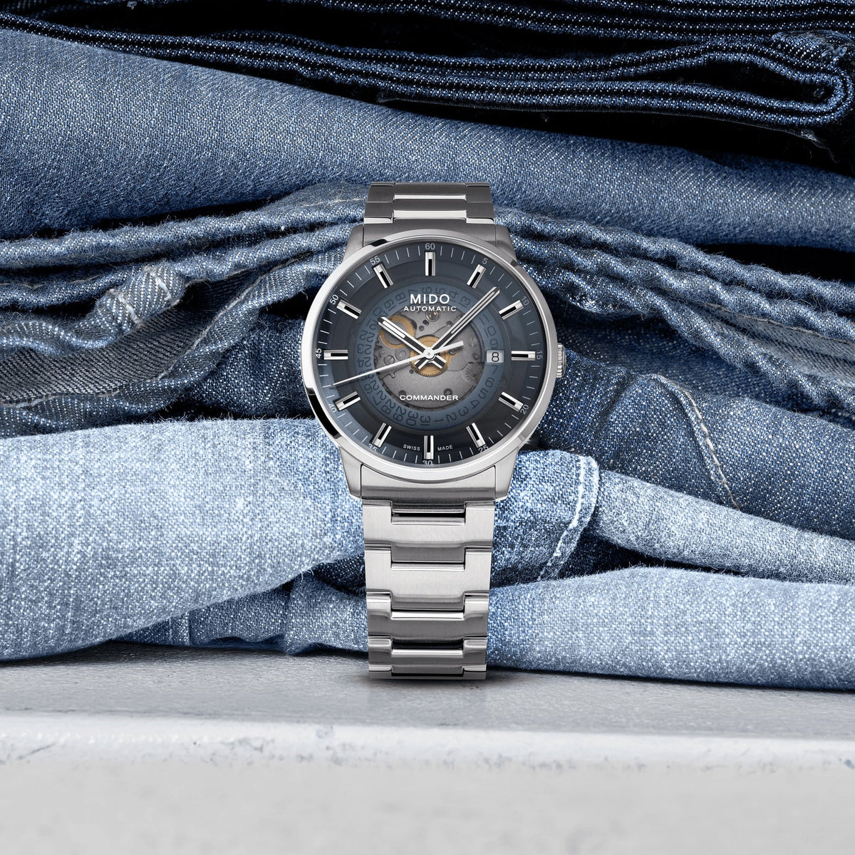 Mido Commander Gradient M021.407.11.411.01
