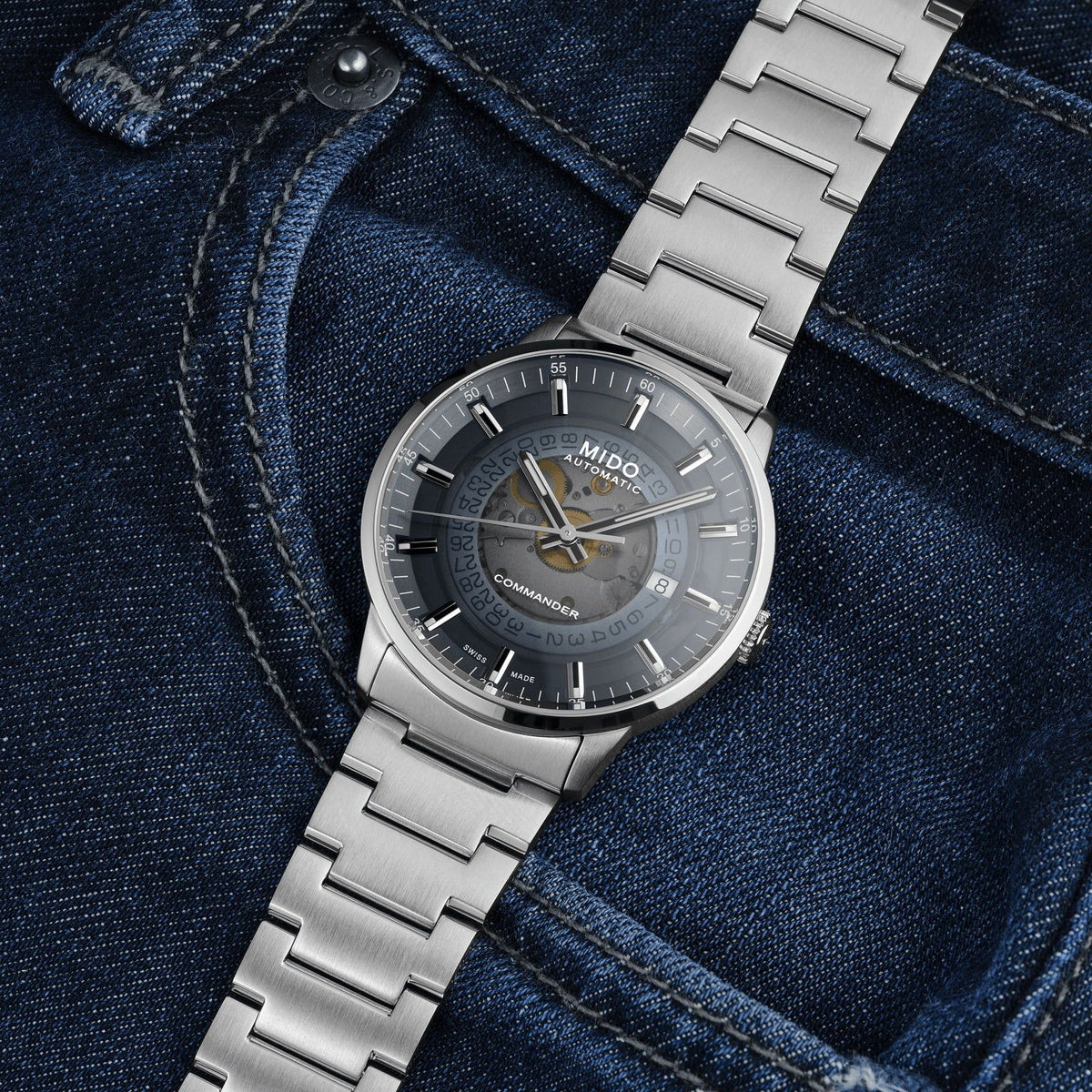 Mido Commander Gradient M021.407.11.411.01