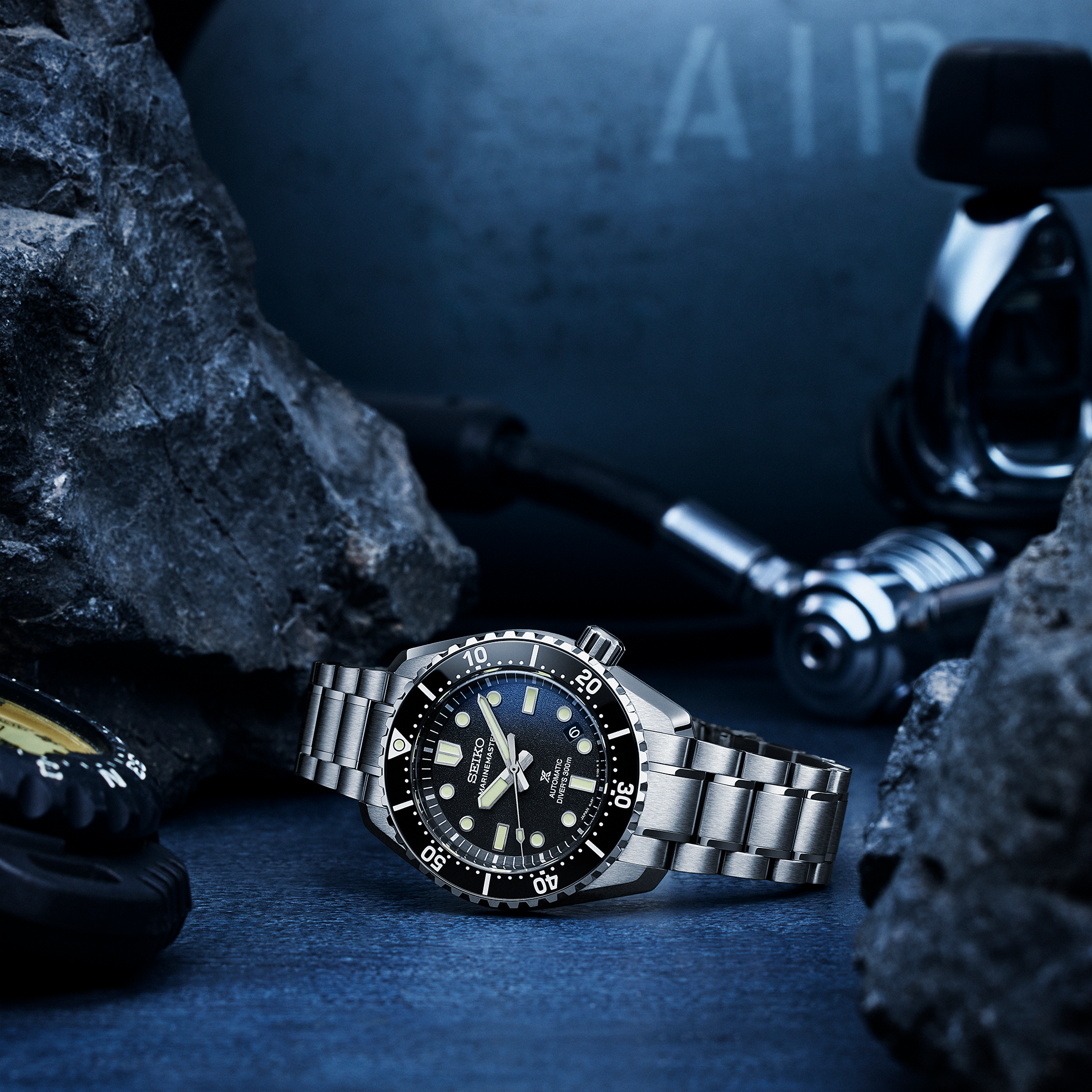 SEIKO LUXE PROSPEX MARINEMASTER 1968 HERITAGE DIVER'S WATCH SLA079