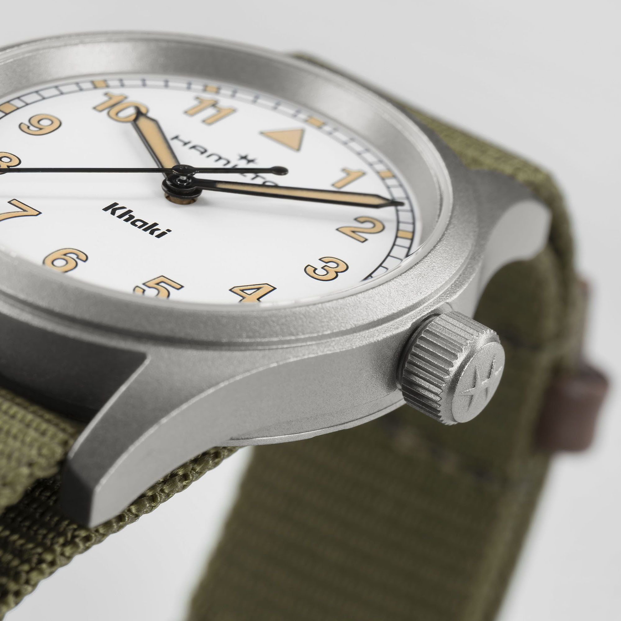 Khaki Field Quartz 33mm H69301910