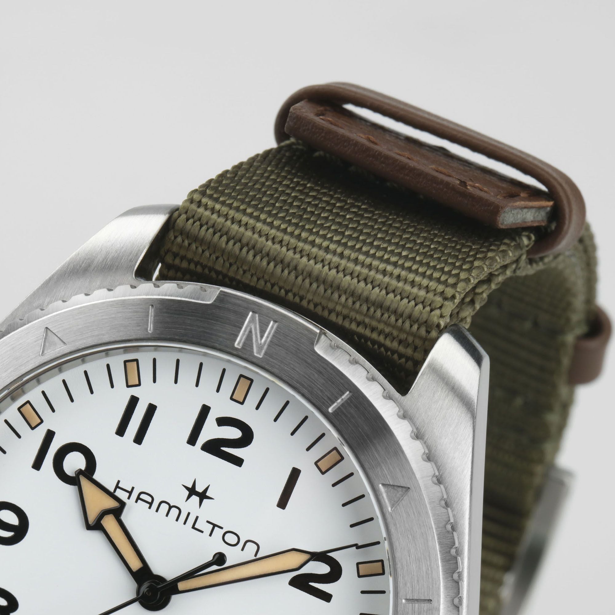 Khaki Field Expedition Auto H70315910