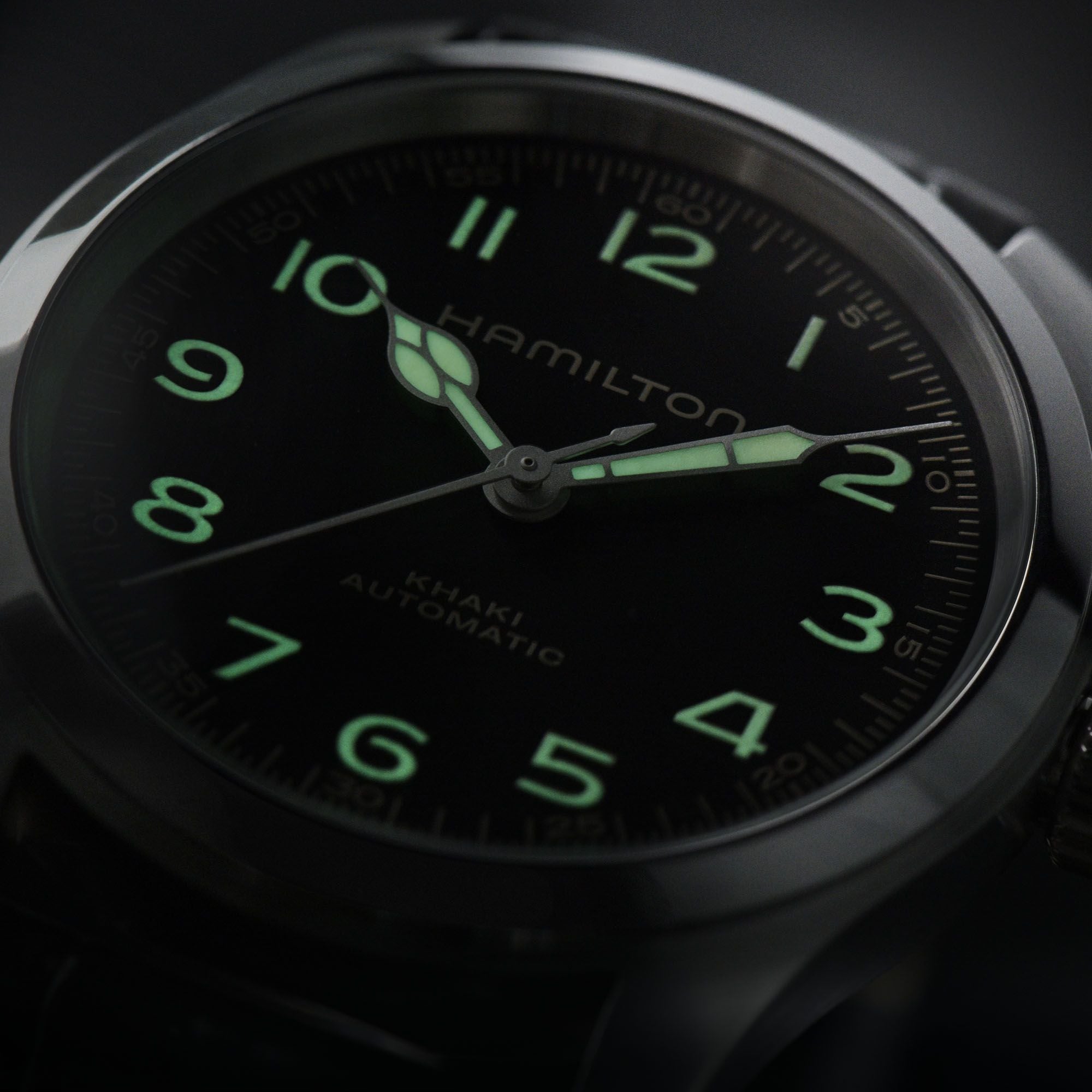 hamilton-watches-khaki-field-murph-38mm-automatic-h70405730