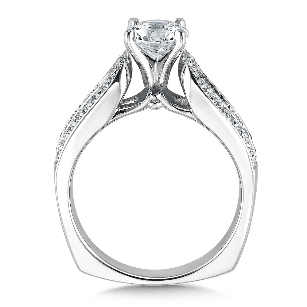 DIAMOND ENGAGEMENT RING R036W