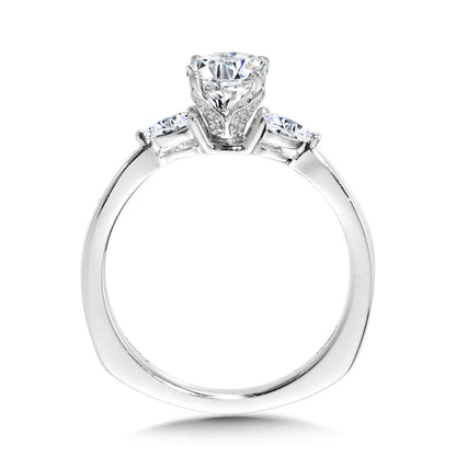 Valina Tapered 3 Stone Oval and Pear Diamond Engagement Ring R1101W