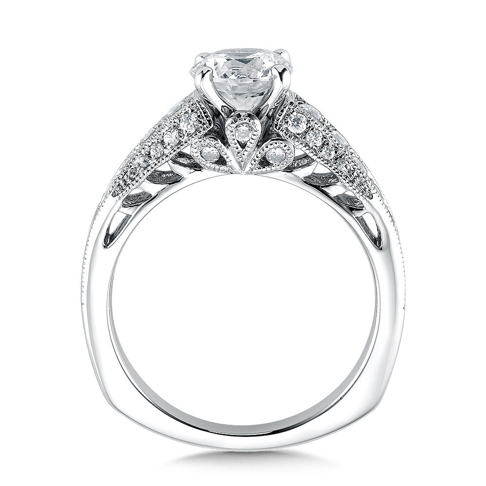 DIAMOND ENGAGEMENT RING WITH SIDE STONES R9493W