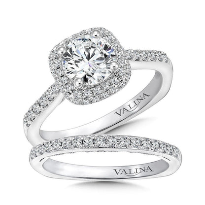 Valina Cushion Shape Halo Diamond Engagement Ring R9642W