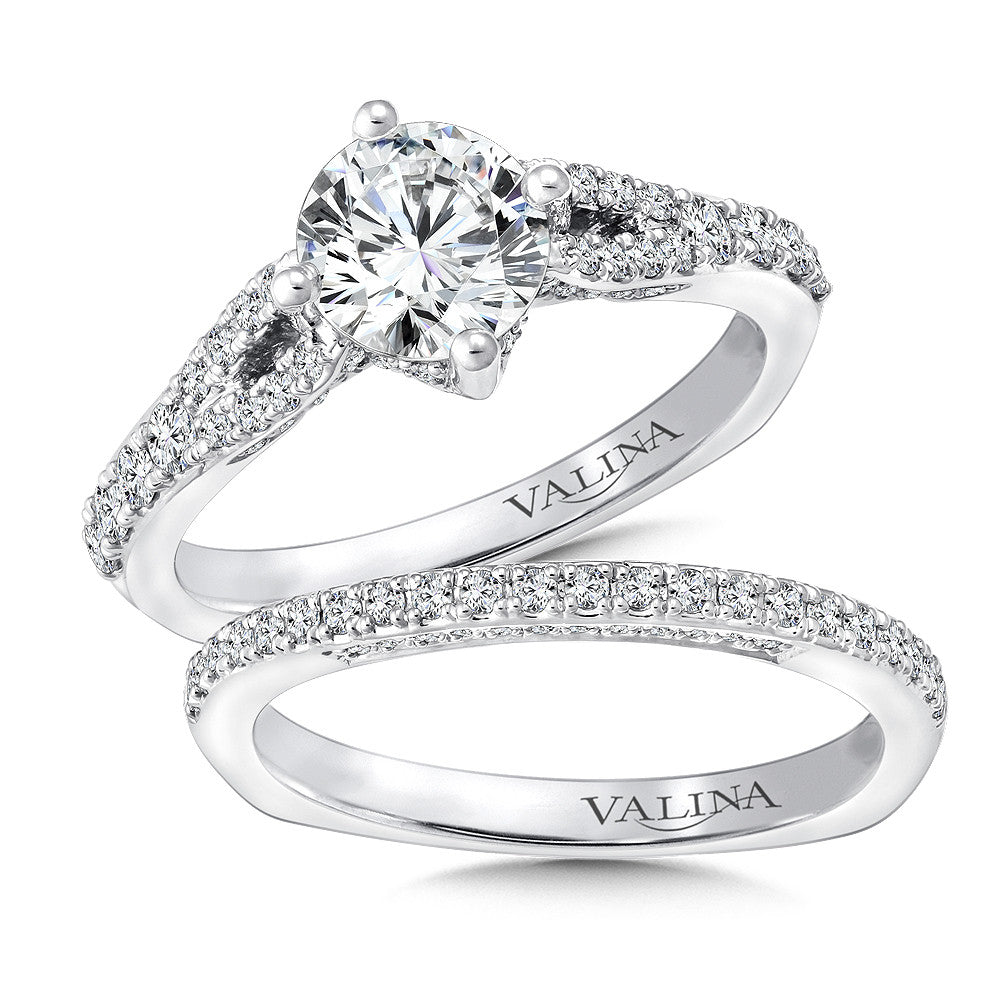 DIAMOND ENGAGEMENT RING R9658W