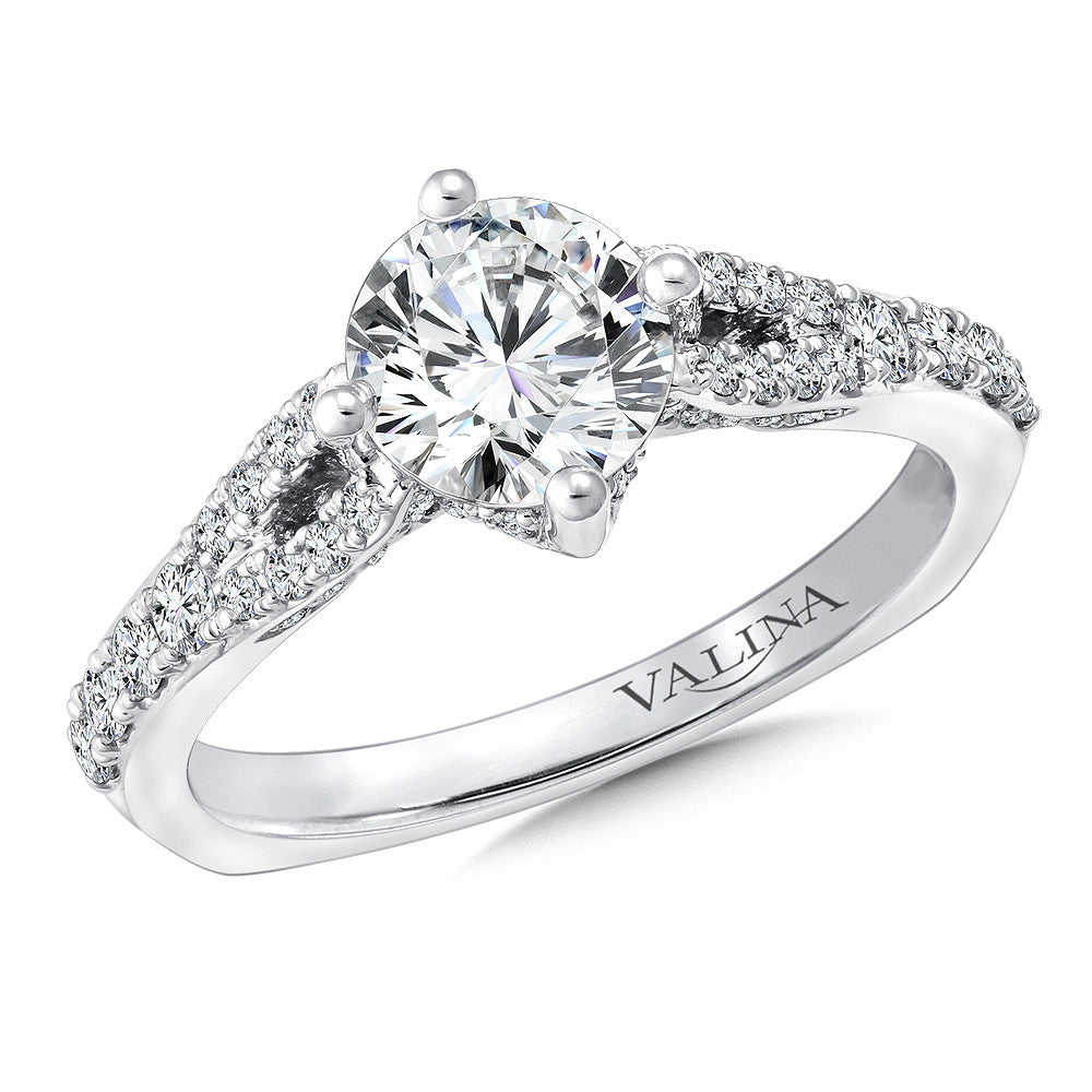 DIAMOND ENGAGEMENT RING R9658W