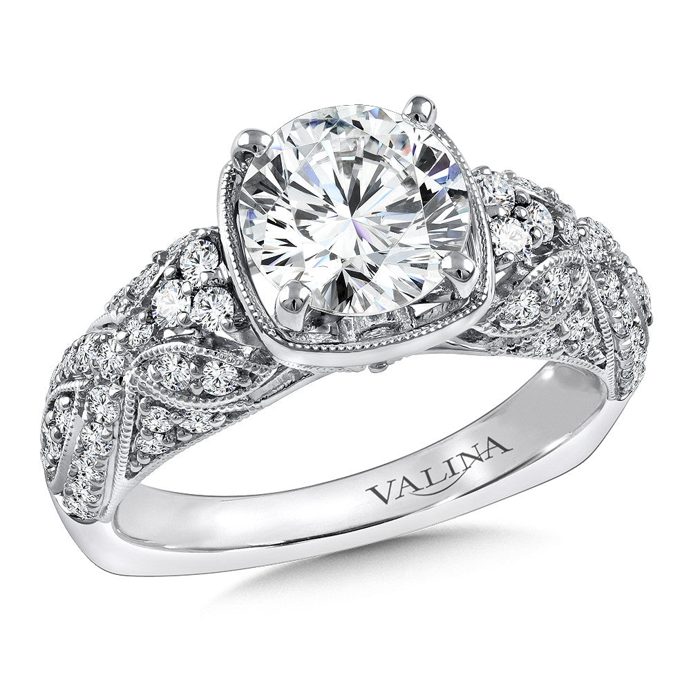 VINTAGE STATEMENT DIAMOND ENGAGEMENT RING R9809WP