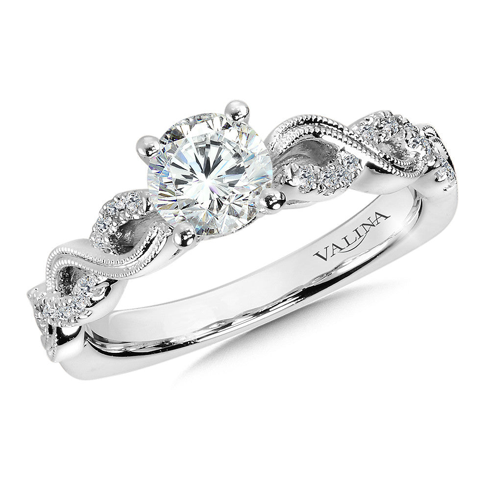 DIAMOND ENGAGEMENT RING RQ9885W